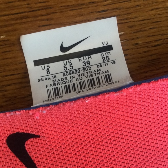 Nike Odessey React size 8 - Picture 2 of 13